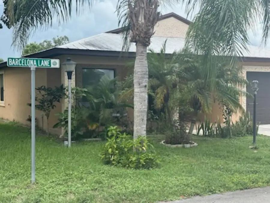 1 Barcelona Lane, Port Saint Lucie, FL 34952 - #2