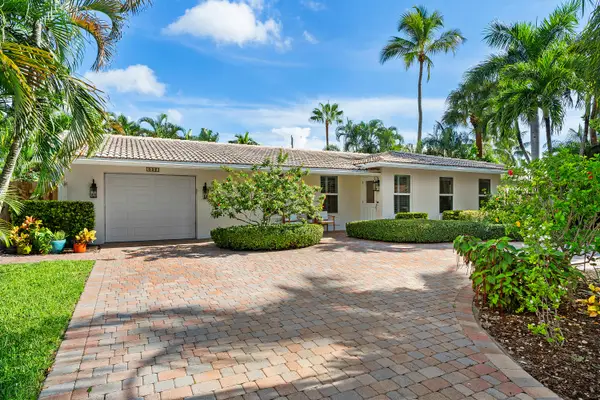 2641 NE 52nd Street, Lighthouse Point, FL 33064