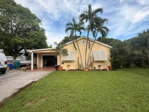 520 NW 7th Street, Boynton Beach, FL 33426