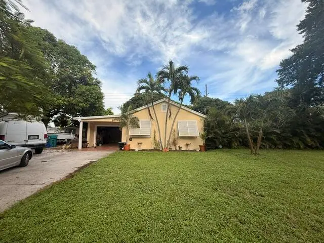 520 NW 7th Street, Boynton Beach, FL 33426 - #2