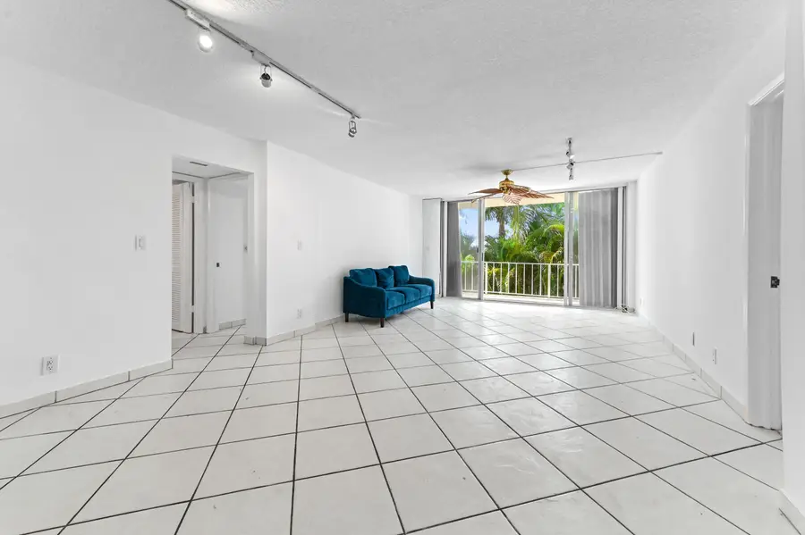 3575 S Ocean Boulevard #309, Palm Beach, FL 33480 - #2