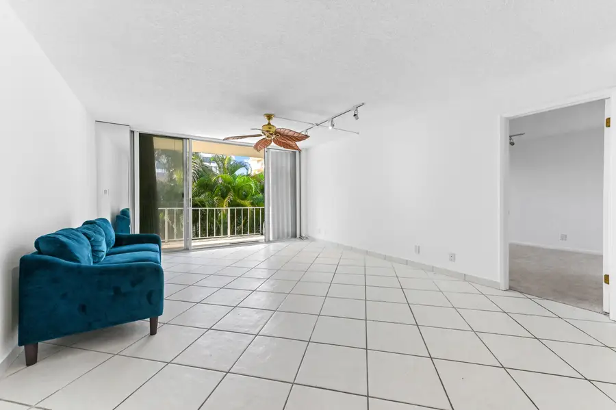 3575 S Ocean Boulevard #309, Palm Beach, FL 33480 - #3