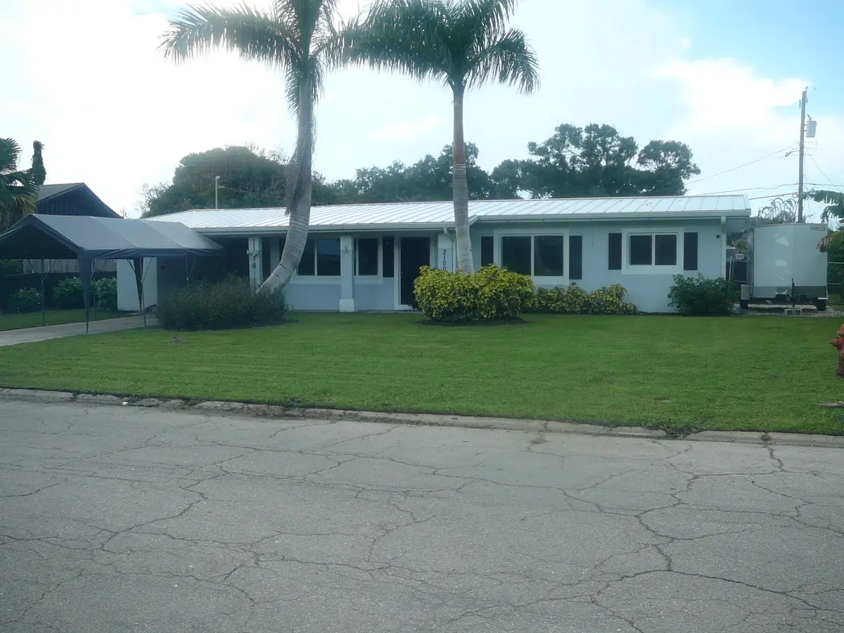 2100 W Esplanade, Fort Pierce, FL 34982 - #1