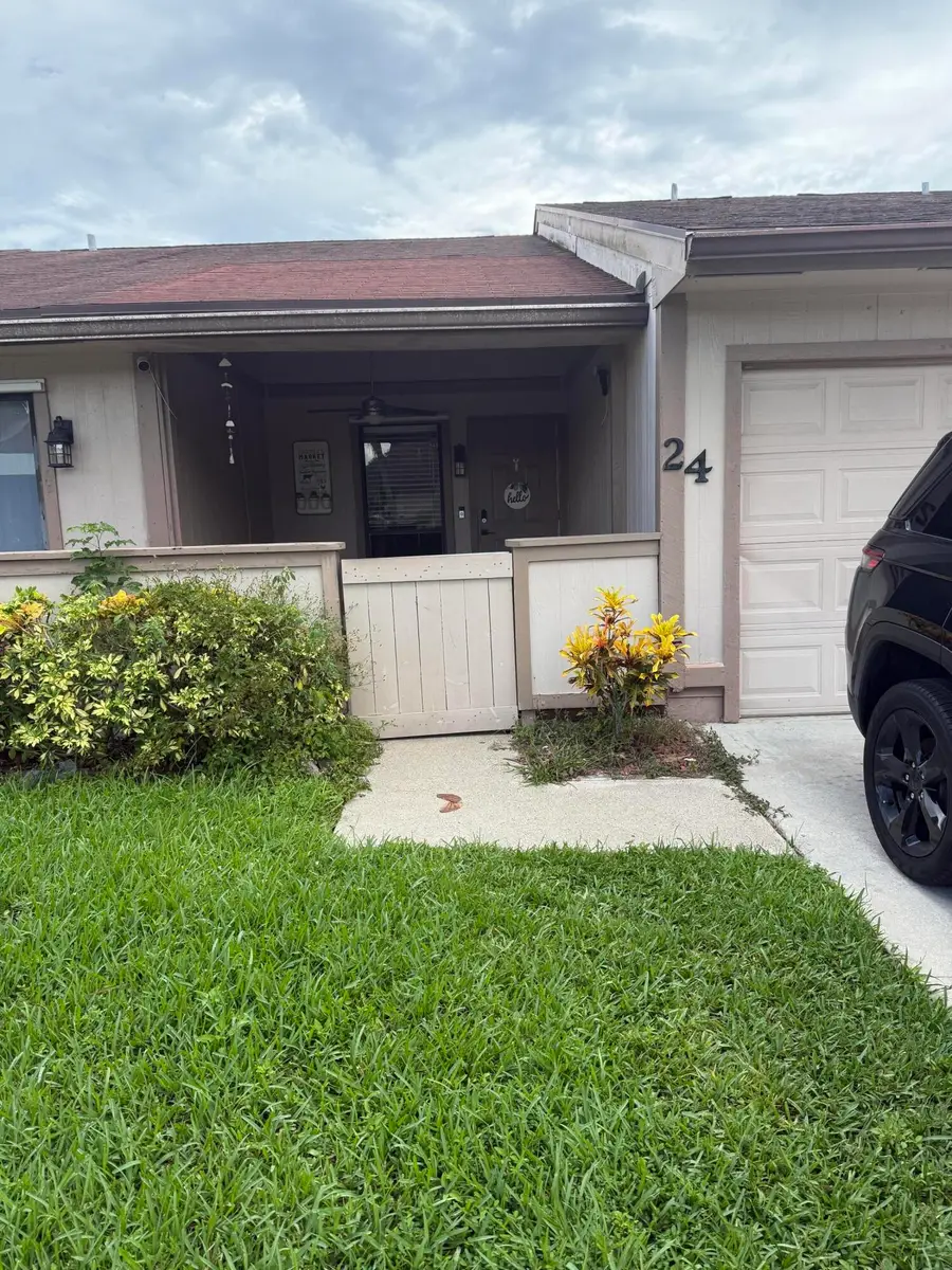 24 Winchmore Lane #24, Boynton Beach, FL 33426 - #2