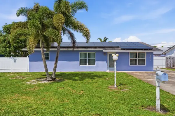 19074 SE Fearnley Drive, Jupiter, FL 33469