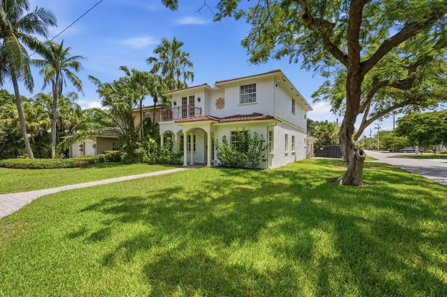 400 NE 8th Avenue, Fort Lauderdale, FL 33301 - #2