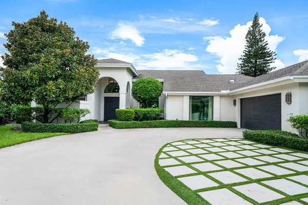 1860 Lynton Circle, Wellington, FL 33414