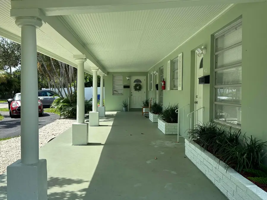425 SW 18th Avenue, Fort Lauderdale, FL 33312 - #2
