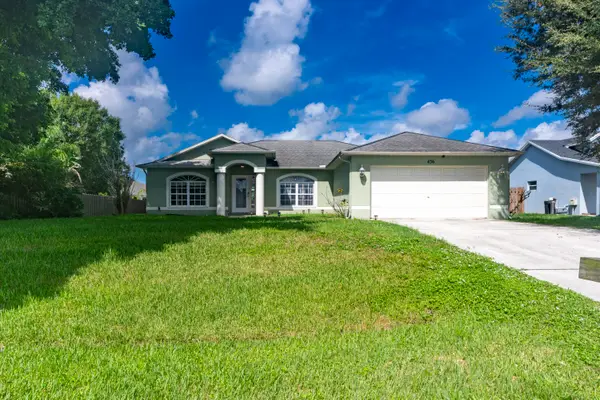 436 SW Bradshaw Circle, Port St Lucie, FL 34953