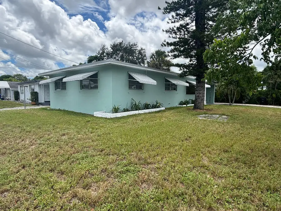 1700 NW 5th Street, Fort Lauderdale, FL 33311 - #2