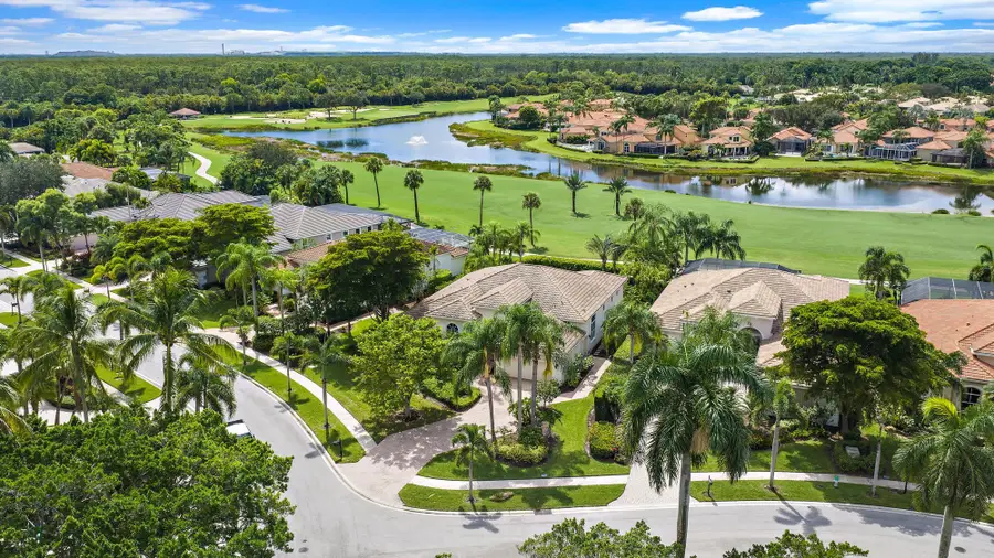 9054 Lakes Boulevard, West Palm Beach, FL 33412 - #3