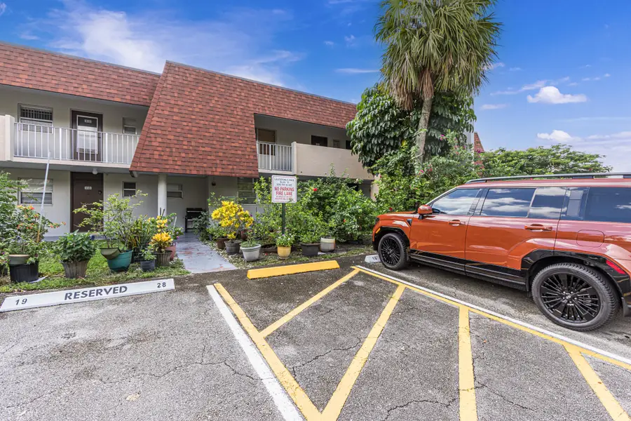 3090 NW 46th Avenue, Lauderdale Lakes, FL 33313 - #2