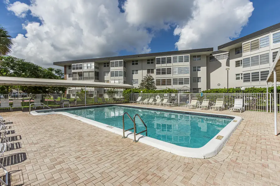 3090 NW 46th Avenue, Lauderdale Lakes, FL 33313 - #3