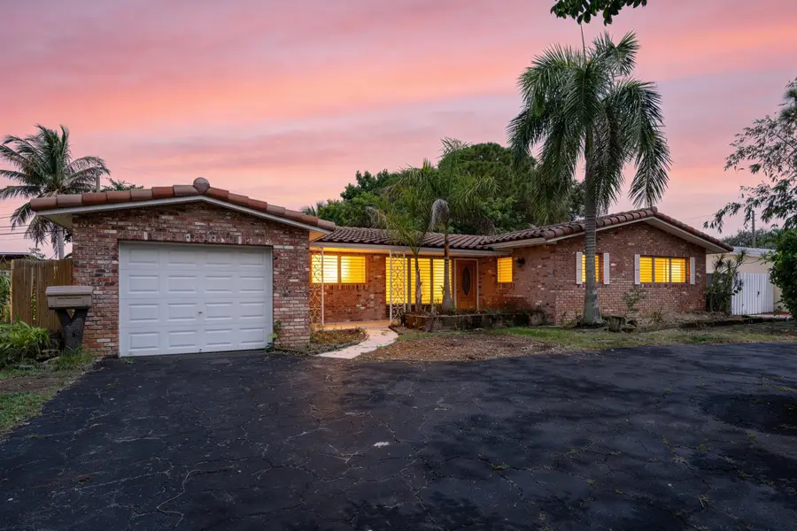 916 SE 12th Avenue, Deerfield Beach, FL 33441 - #3