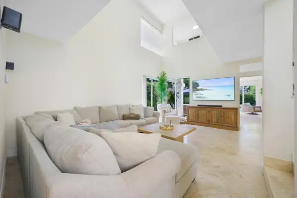 17707 Tiffany Trace Drive, Boca Raton, FL 33487