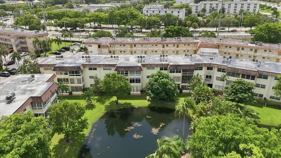 5121 W Oakland Park #109, Lauderdale Lakes, FL 33313 - #2