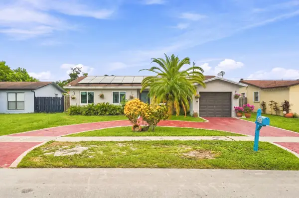 11351 NW 37th Place, Sunrise, FL 33323