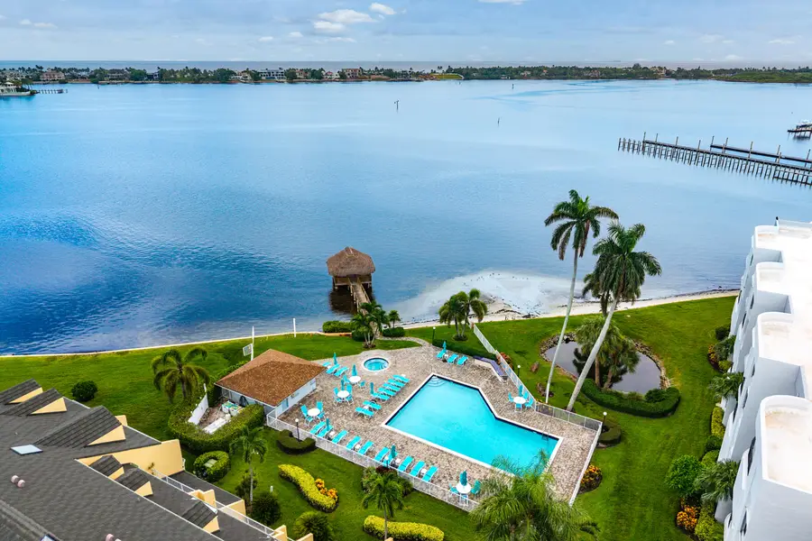 225 N Lakeshore Drive, Hypoluxo, FL 33462 - #3