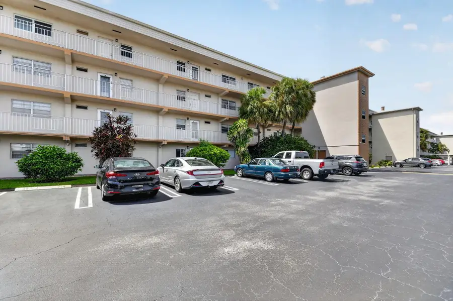 230 NE 26th Avenue #412, Boynton Beach, FL 33435 - #2