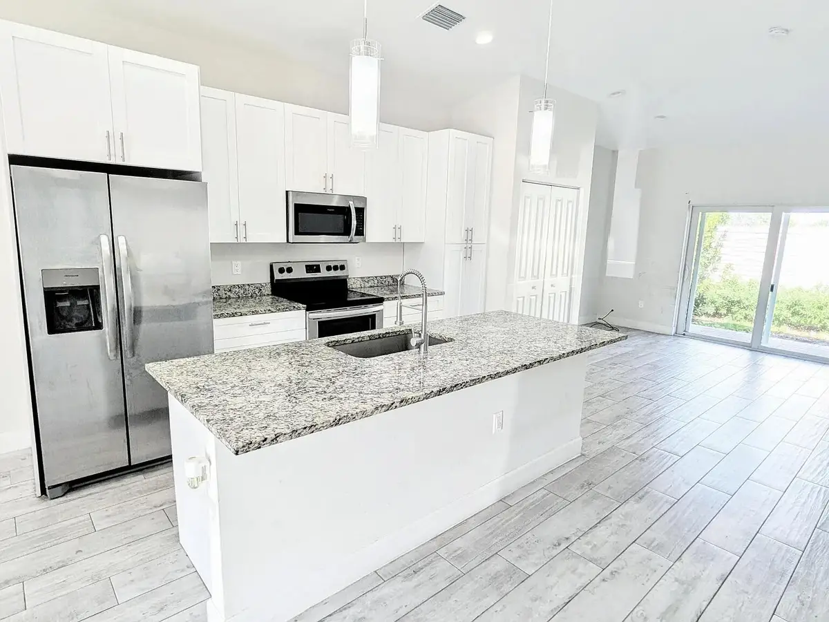 1562 W 26th Court, Riviera Beach, FL 33404 - #1