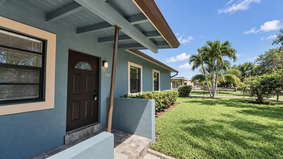 1142 Chateau Park Drive, Fort Lauderdale, FL 33311 - #2
