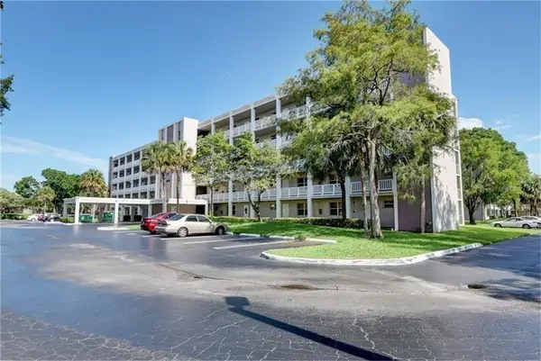 8735 Ramblewood Drive #212, Coral Springs, FL 33071