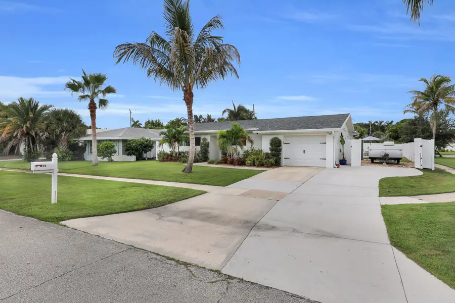 72 Willow Road, Tequesta, FL 33469 - #3