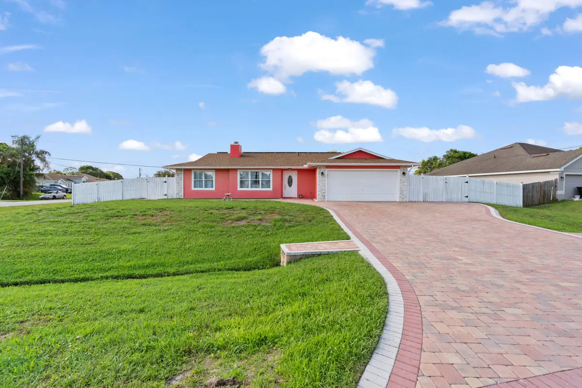 402 SW Seaflower, Port Saint Lucie, FL 34984 - #1