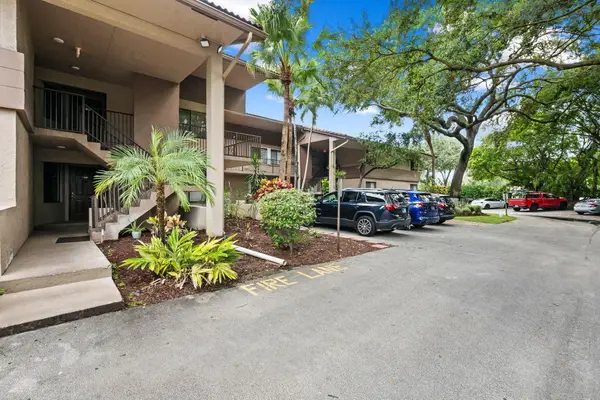 9503 NW 2nd Place #3-B, Coral Springs, FL 33071