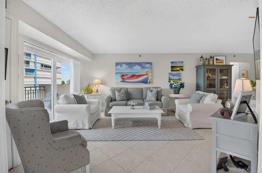 3215 S Ocean Boulevard #302, Highland Beach, FL 33487 - #2