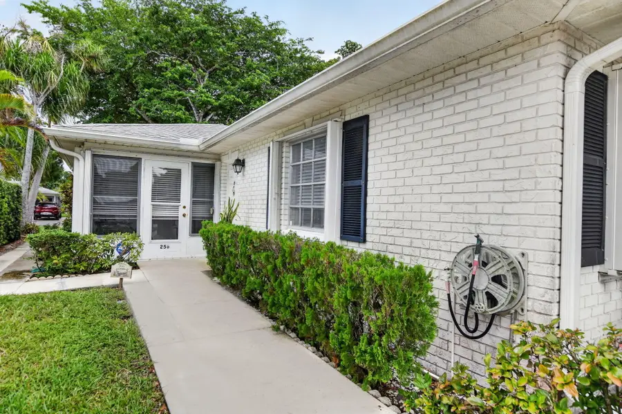 10164 40th Way S, Boynton Beach, FL 33436 - #2