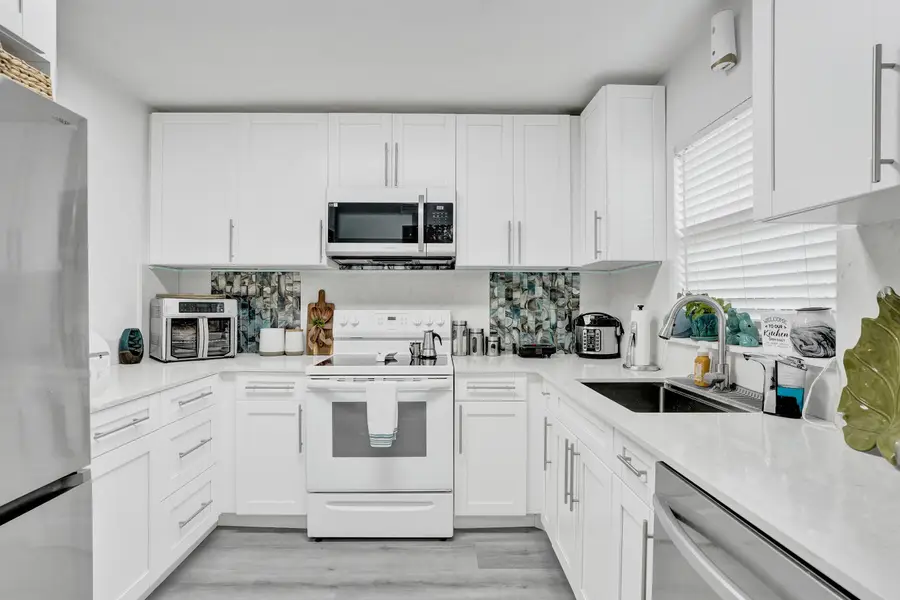 9540 Sunrise Lakes Boulevard #303, Sunrise, FL 33322 - #2