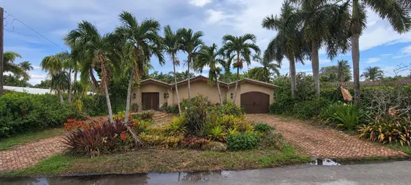 2060 NE 55th Street, Fort Lauderdale, FL 33308