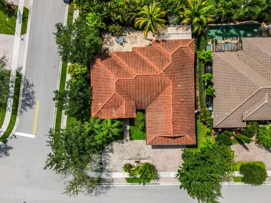 1150 SW 189th Avenue, Pembroke Pines, FL 33029 - #2