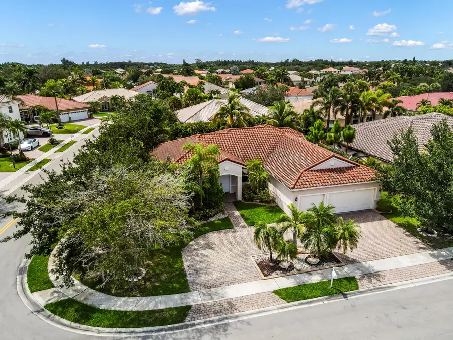 1150 SW 189th Avenue, Pembroke Pines, FL 33029 - #3