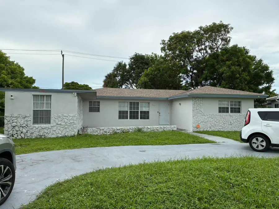 3307 Auburn Boulevard, Fort Lauderdale, FL 33312 - #3