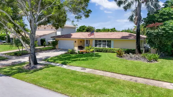 119 Cruiser Road S, North Palm Beach, FL 33408