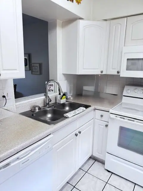 7320 Lake Cir Drive #407, Margate, FL 33063 - #2
