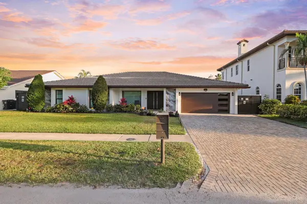 2820 NE 47th Street, Lighthouse Point, FL 33064