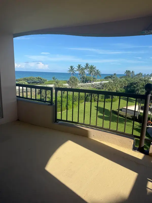101 Ocean Bluffs Boulevard #402, Jupiter, FL 33477