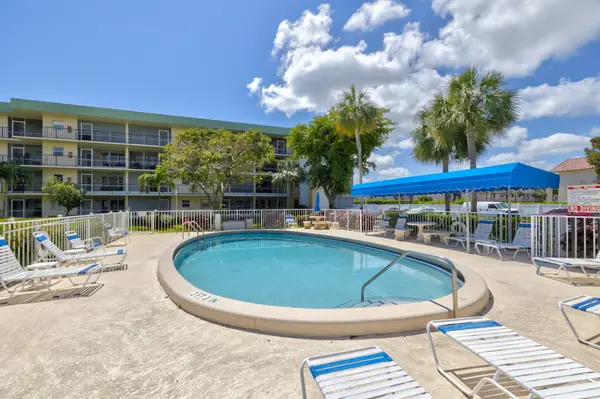 806 SE 7th Street #201, Deerfield Beach, FL 33441