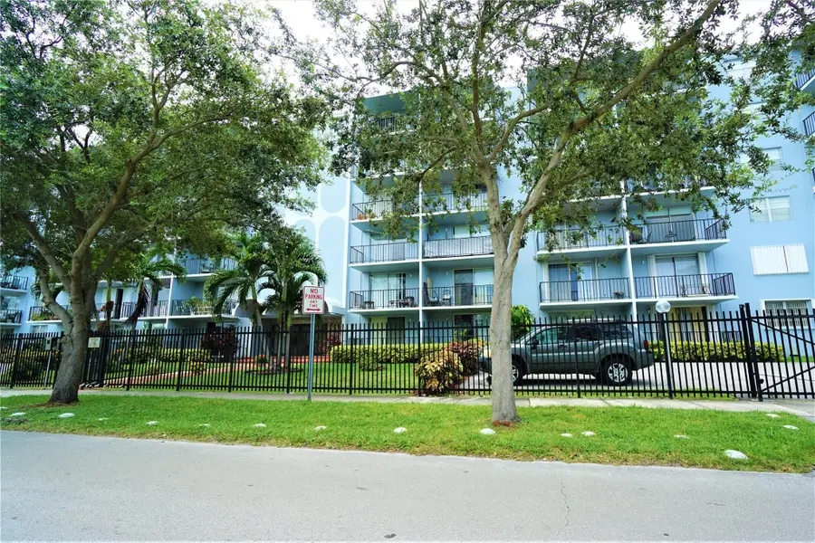 12500 NE 15th Avenue #614, North Miami, FL 33161 - #3