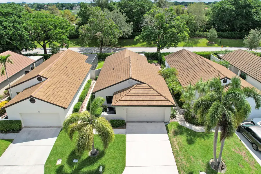 77 Ironwood Way N, Palm Beach Gardens, FL 33418 - #2