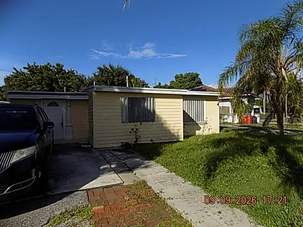 3900 Orange Street, Lantana, FL 33462