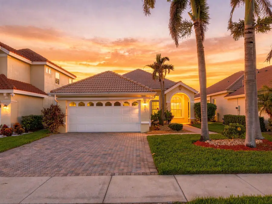 447 SW Horseshoe Bay, Port Saint Lucie, FL 34986 - #2
