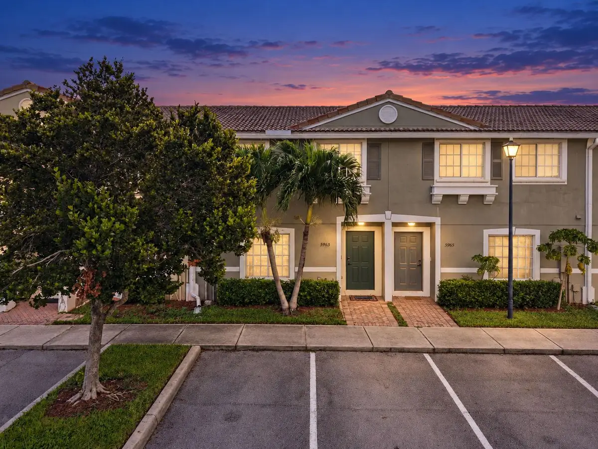 5963 Glasgow Way, Tamarac, FL 33321 - #1