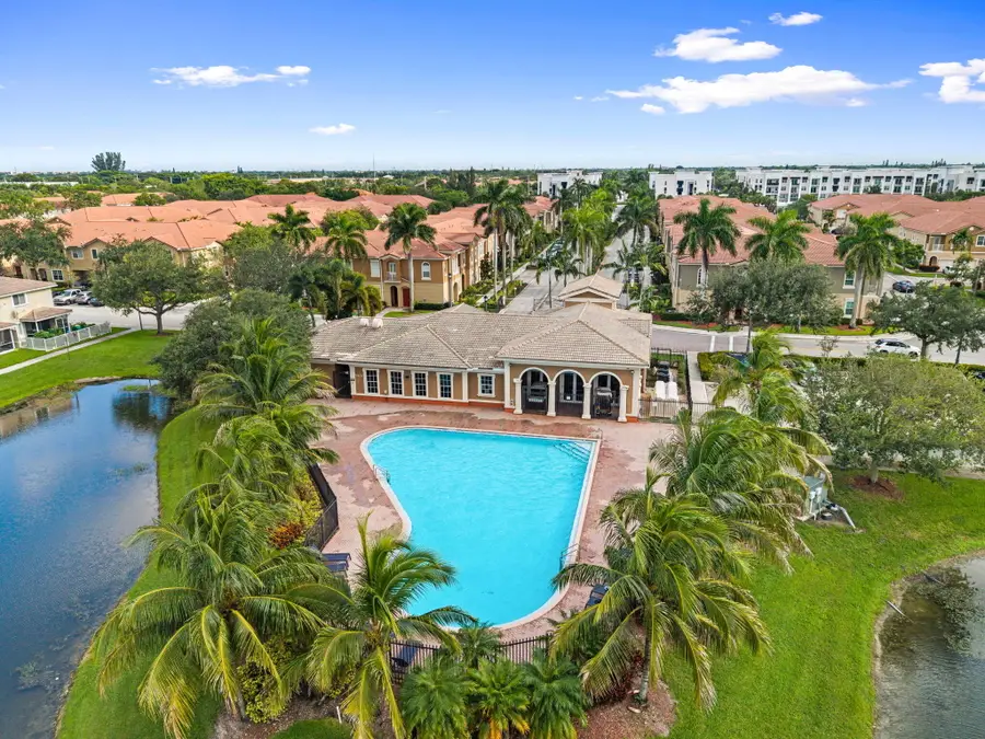 5963 Glasgow Way, Tamarac, FL 33321 - #2