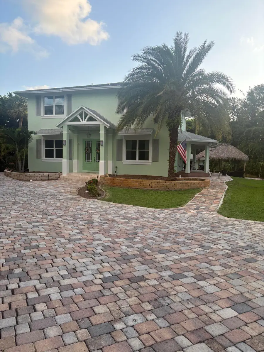 172 S River Road, Sewalls Point, FL 34996 - #3
