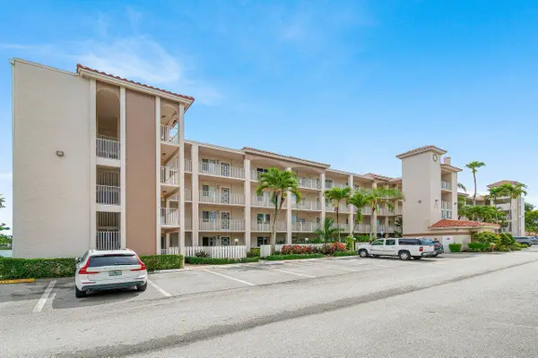 6112 Huntwick Terrace #102, Delray Beach, FL 33484