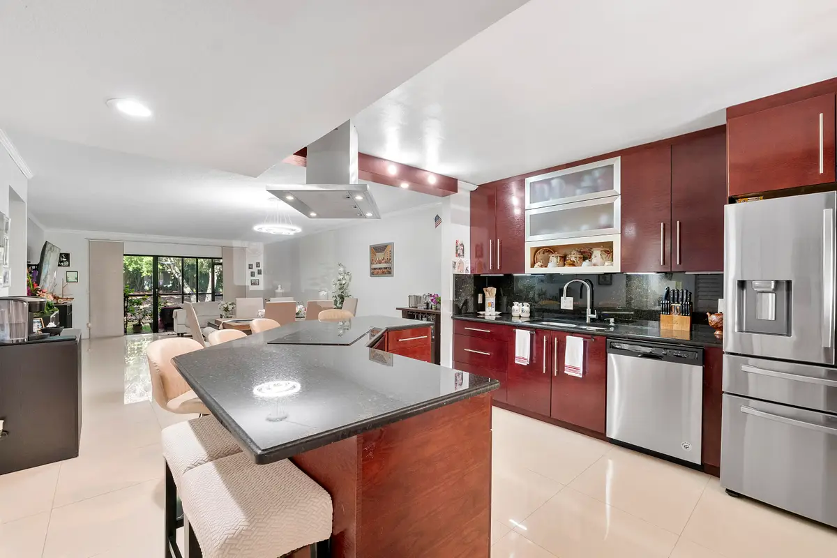 435 Lakeview Drive #104, Weston, FL 33326 - #1